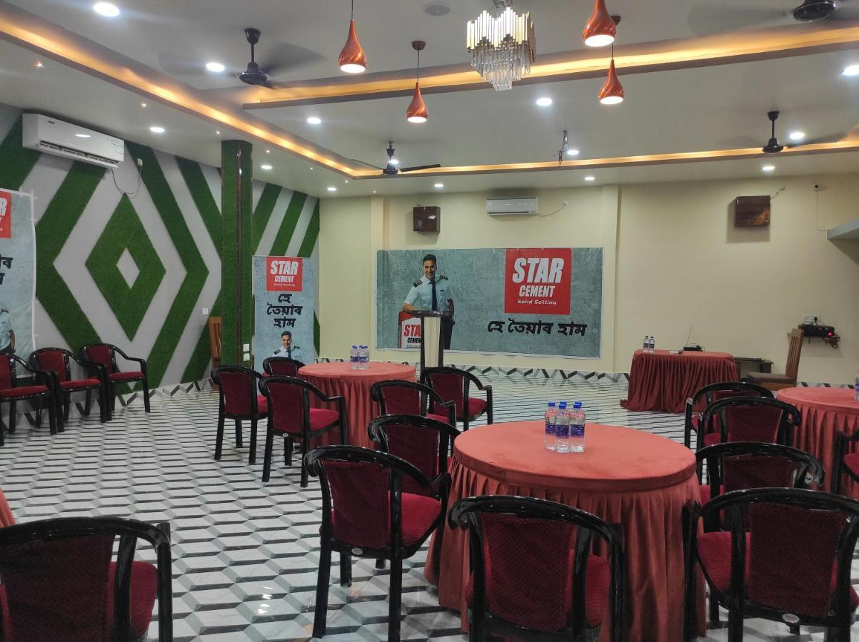 Hotel Paradise - Biswanath Chariali Bishnath Bagian luar foto